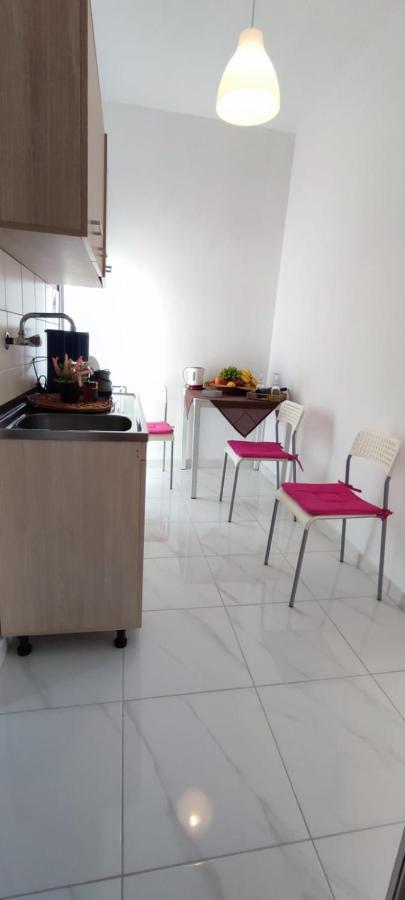 Little Hause Hotel Псахудиа Екстериор снимка