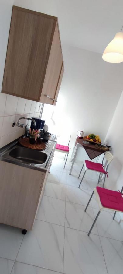Little Hause Hotel Псахудиа Екстериор снимка